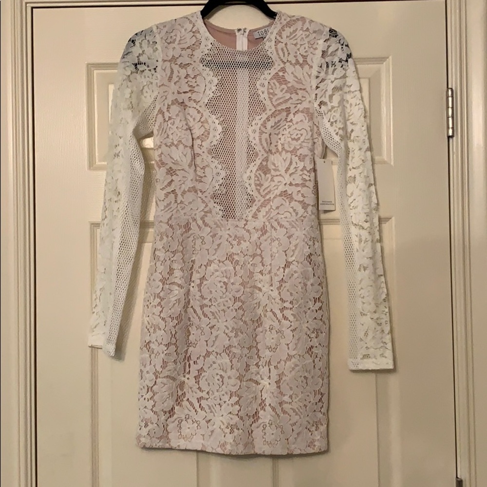 Long Sleeve White Lace Tobi Dress Size Small